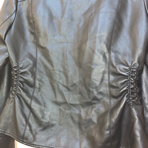 Baccini Black Vegan Faux Leather Moto Jacket Sz SP - Picture 10 of 11